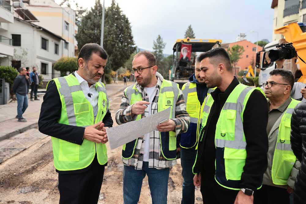 Baskan Cavusoglu Calismalari Yerinde Inceledi 3