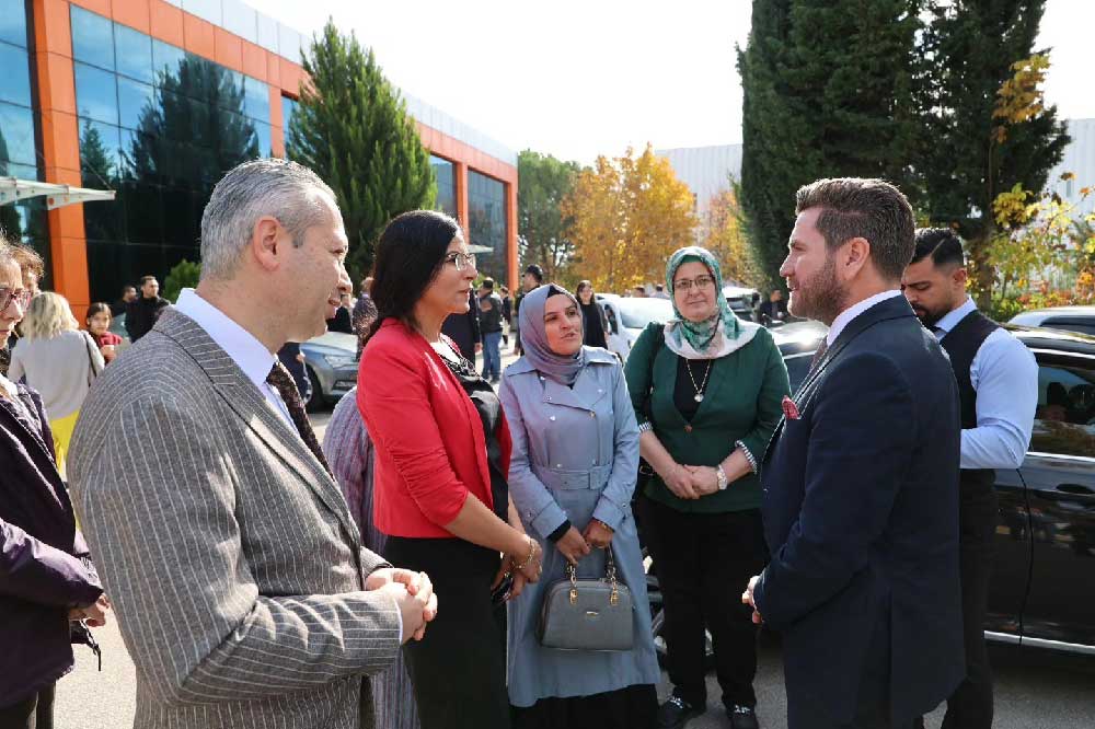Baskan Tatik Ogretmenler Gununde Ogretmenleri Yalniz Birakmadi 2