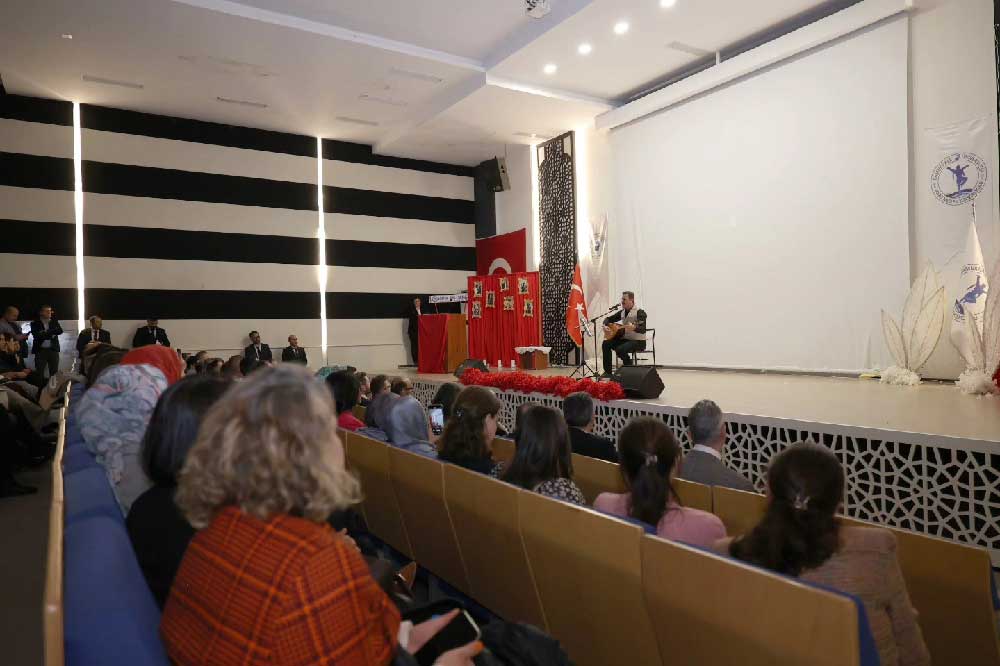 Baskan Tatik Ogretmenler Gununde Ogretmenleri Yalniz Birakmadi 3