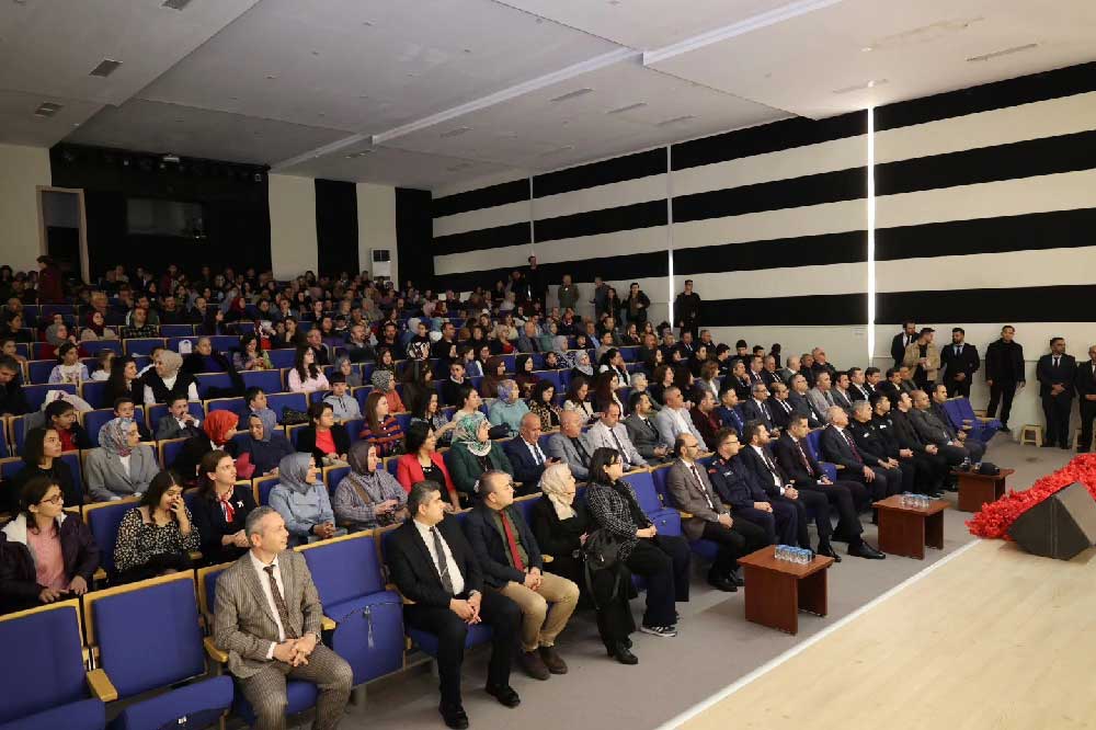Baskan Tatik Ogretmenler Gununde Ogretmenleri Yalniz Birakmadi 4