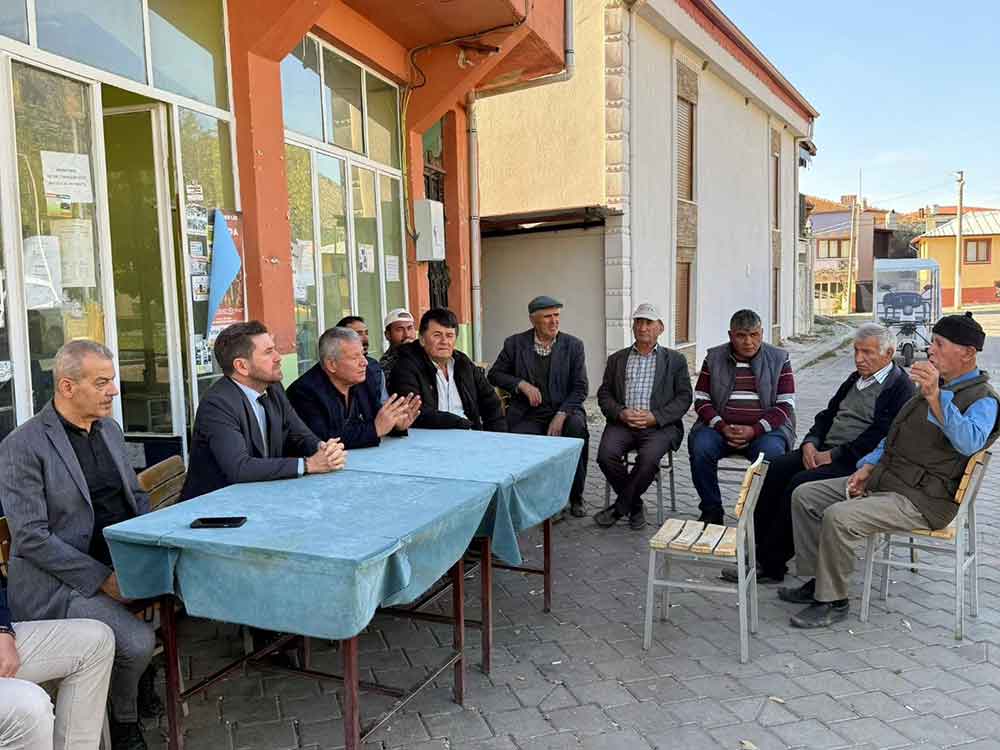 Baskan Tatik Pinarlar Mahallesinde Vatandaslarla Bir Araya Geldi 2