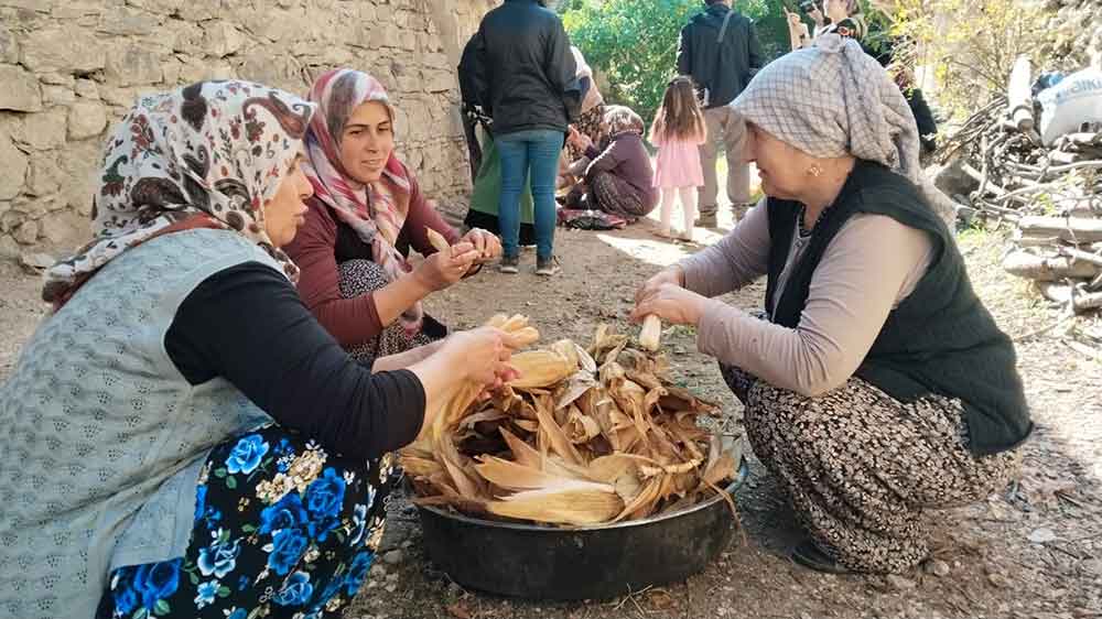 Calda Kesfedilen Benzersiz Dokuma Ornegi Misir Kapcigi Hasir Dokuma 5