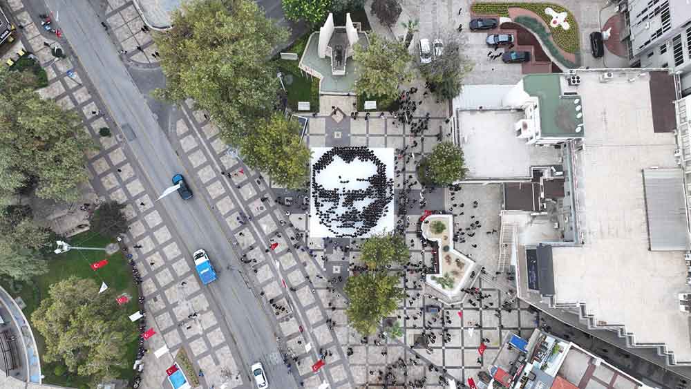 Denizli Atasini Aniyor