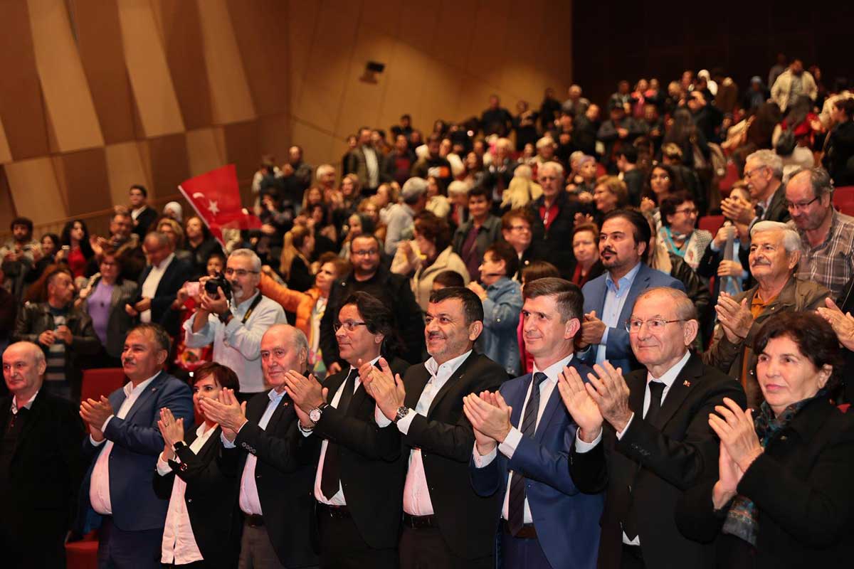 Denizli Ataturk Sevdigi Eserler Konseri1