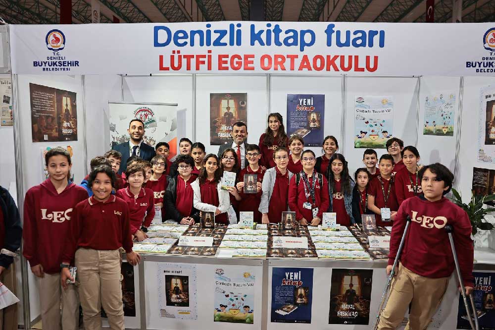 Denizli Buyuksehir Belediyesi 8 Kitap Fuari Kapilarini Acti 4