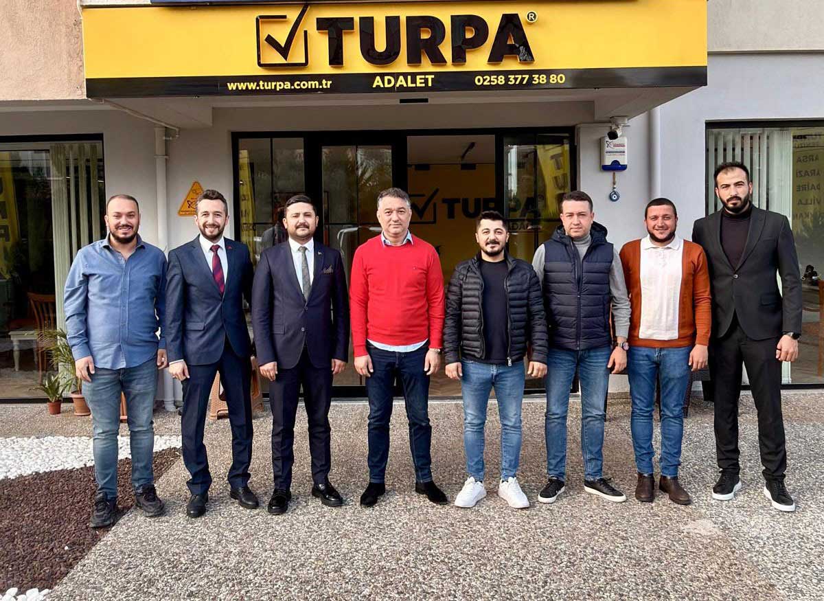 Denizli Emlakcilar Odasi Baskan Adayi Fatih Cetine Sektorun Duayenlerinden Tam Destek2