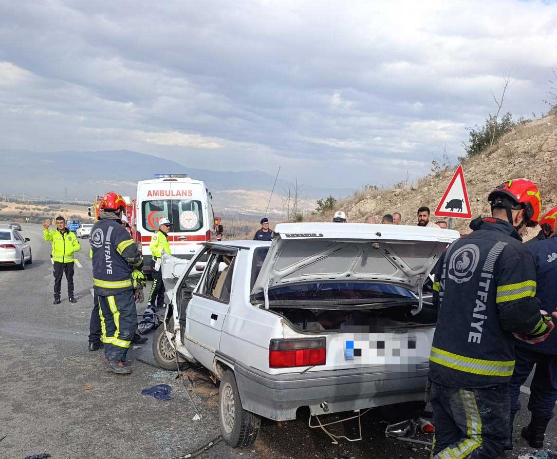 Denizli Honaz Tuneli Kaza Gulay Gemi 1