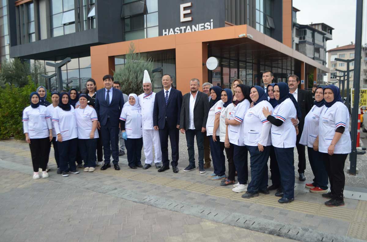 Denizli Kirgizlar Ile Diplomaside Ev Sahipligi Yapiyor5