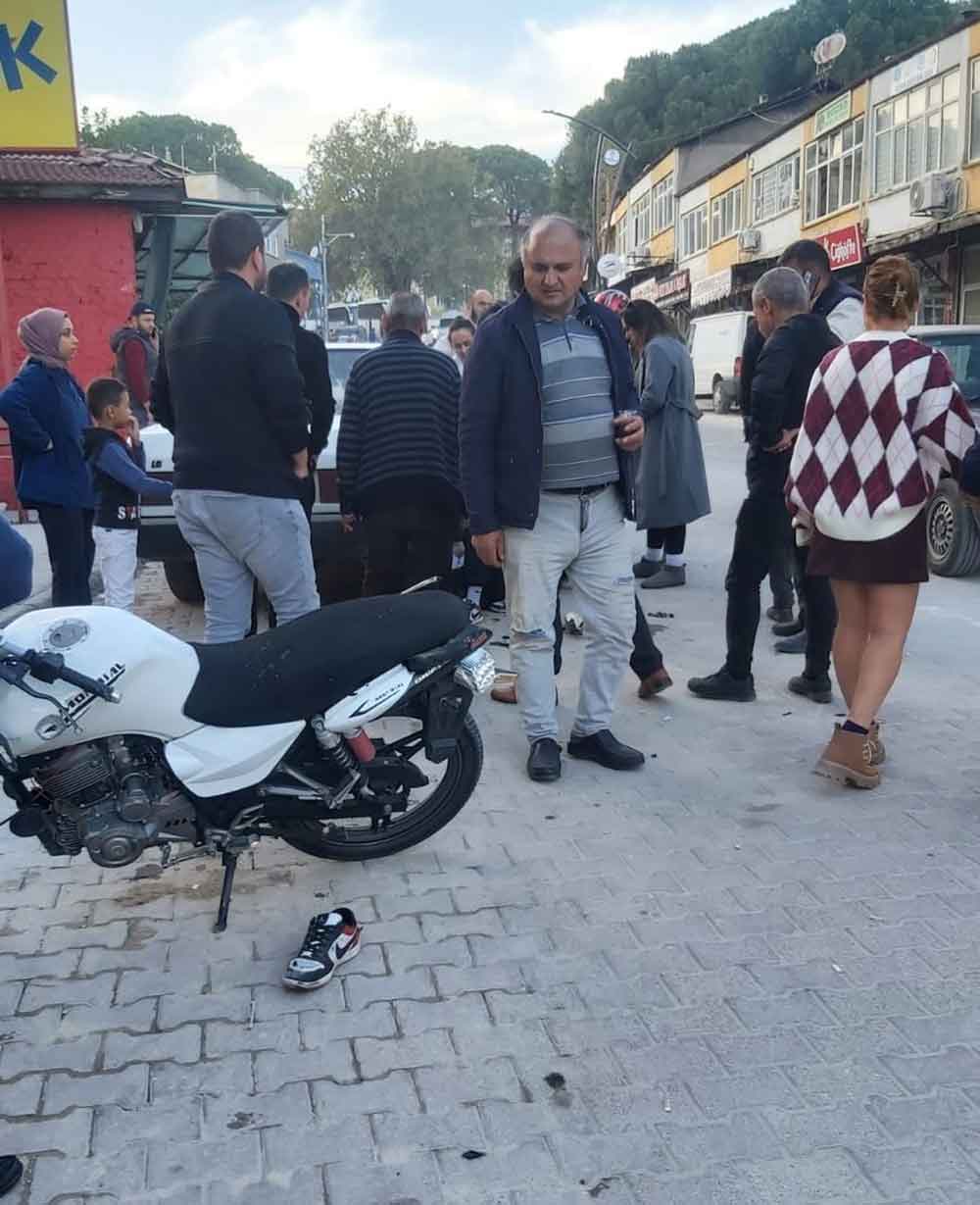 Denizlide Iki Motosiklet Carpisti 2 Yarali 2