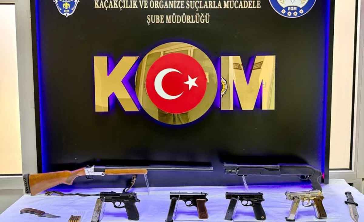 Denizlide Kacak Silah Operasyonu 3