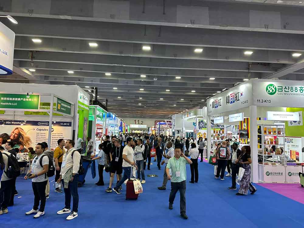 Denizliden 53 Kisilik Is Insanlari Heyeti Canton 2025 Fuarina Katildi 2