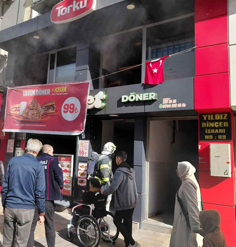 Donercide Cikan Yangin Panige Yol Acti 3