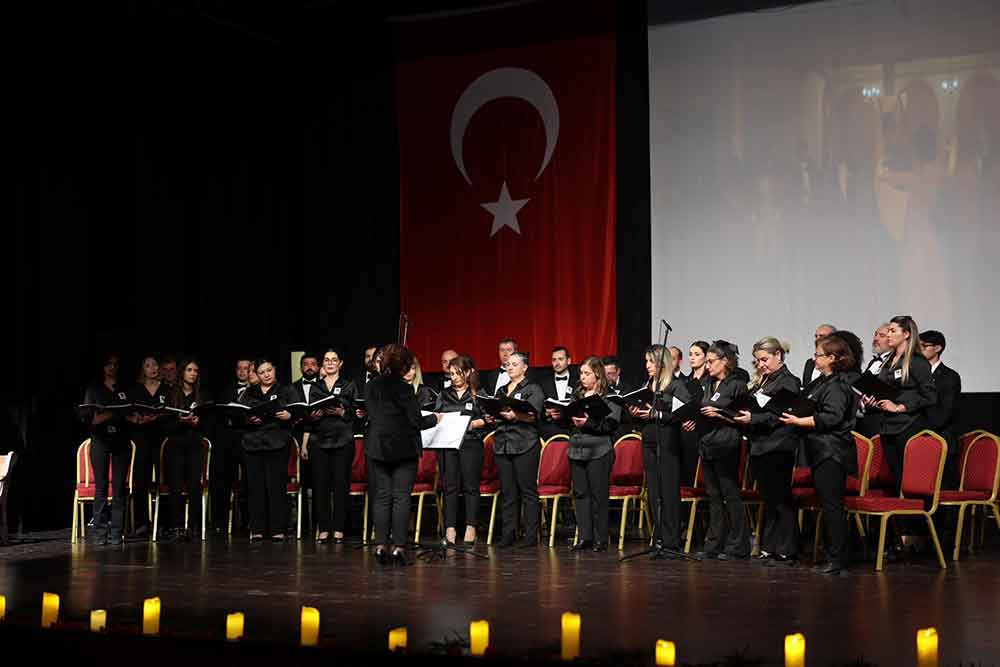Merkezefendi Belediyesi Ataturku Anlamli Bir Konserle Yad Etti