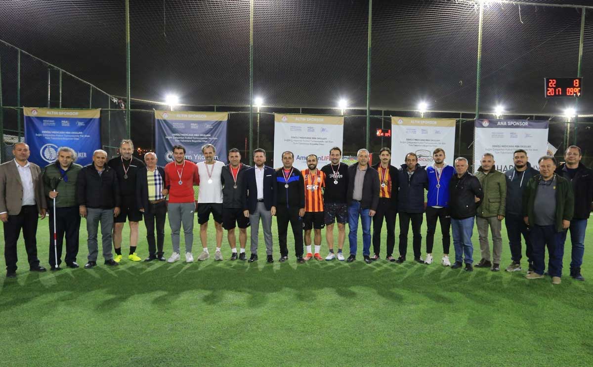 Nikferliler Hali Saha Turnuvasinda Ter Doktu 1