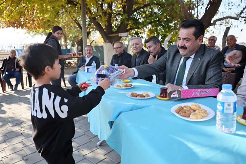 Pamukkalede Yerel Yonetimin Odaginda Insan Var 1