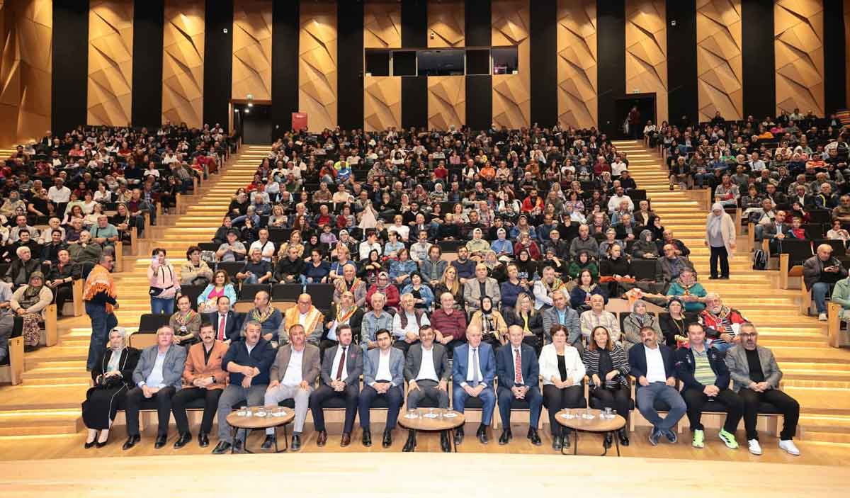 Uluslararasi Asiklar Bayrami Denizlide Kultur Solenine Donustu 3