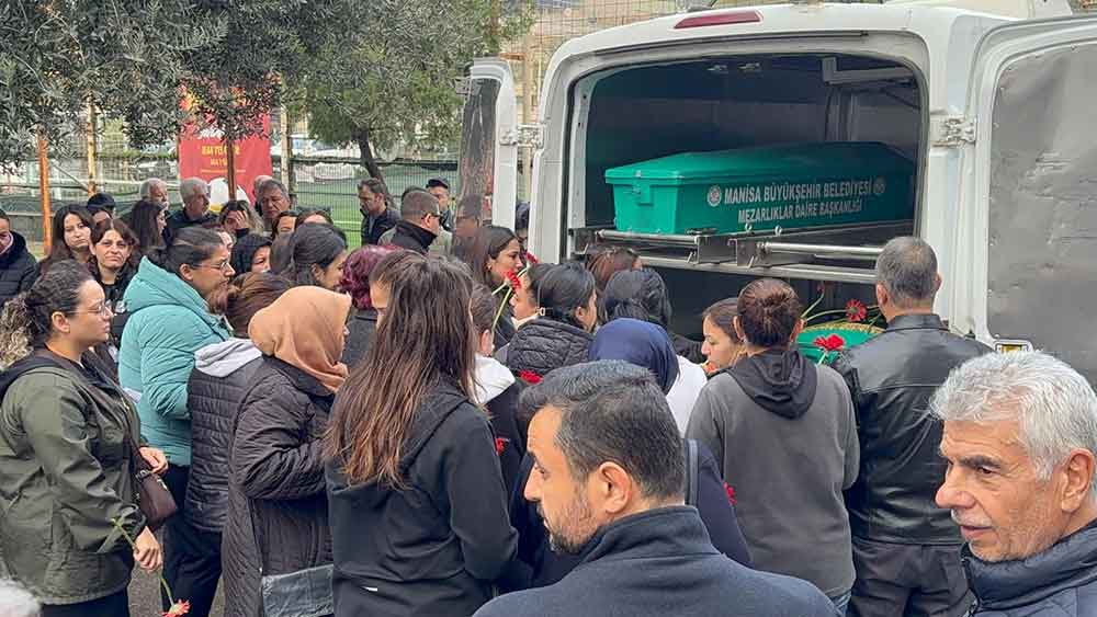 Ameliyat Yaptigi Sirada Kalp Krizi Geciren Denizlili Doktor Hayatini Kaybetti 1