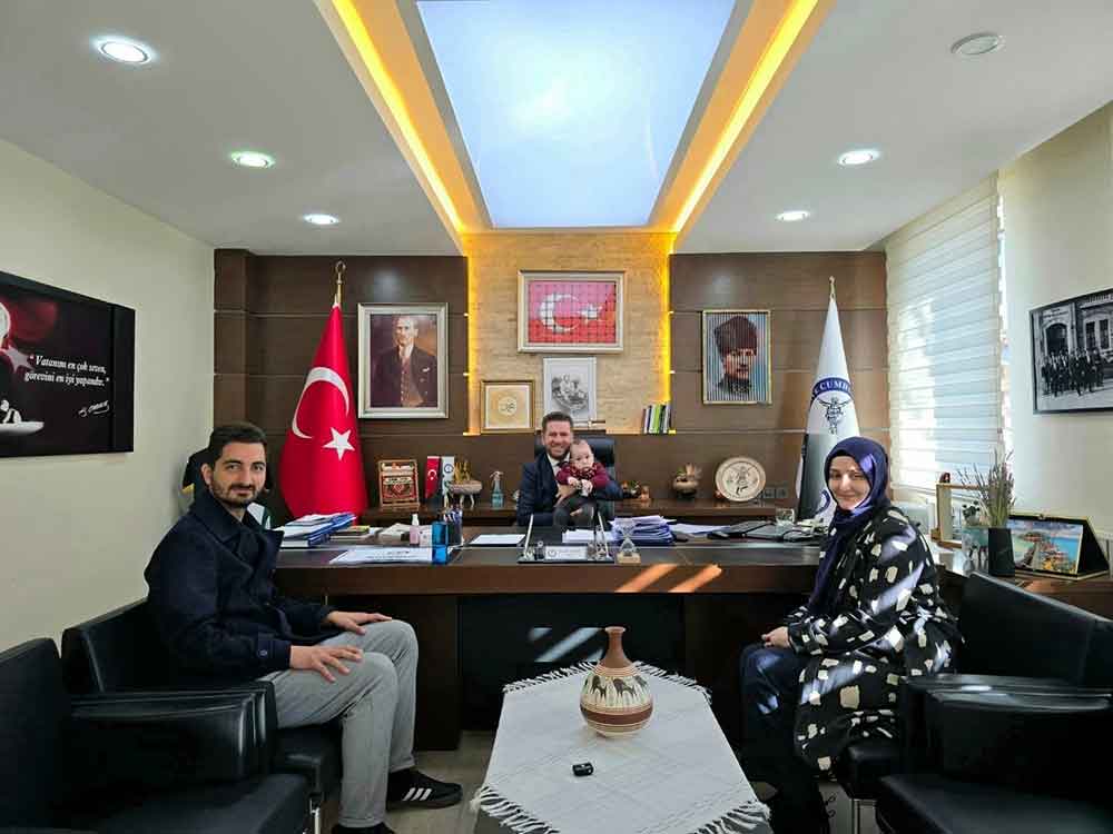 Baskani Tatik Makaminda Sma Hastasi Kerem Bebegi Agirladi 1