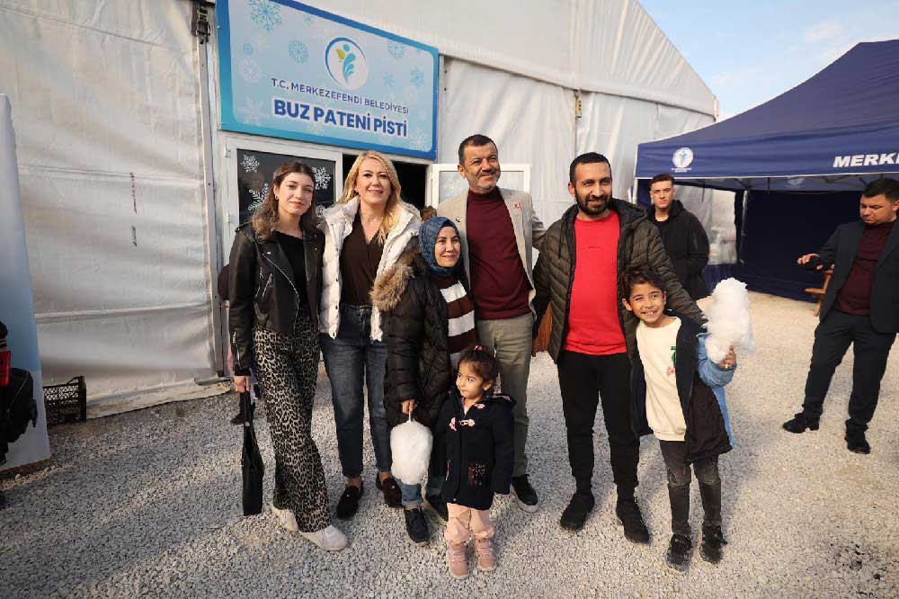 Buz Pateni Pisti Genclerin Yeni Bulusma Noktasi Oldu 6