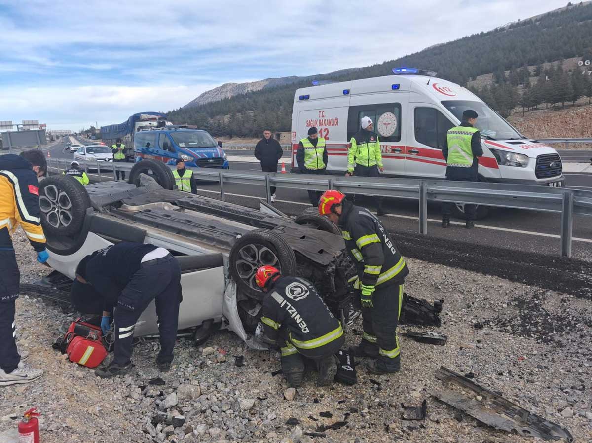 Denizli Antalya Yolu Kaza 1 Kisi Vefat2
