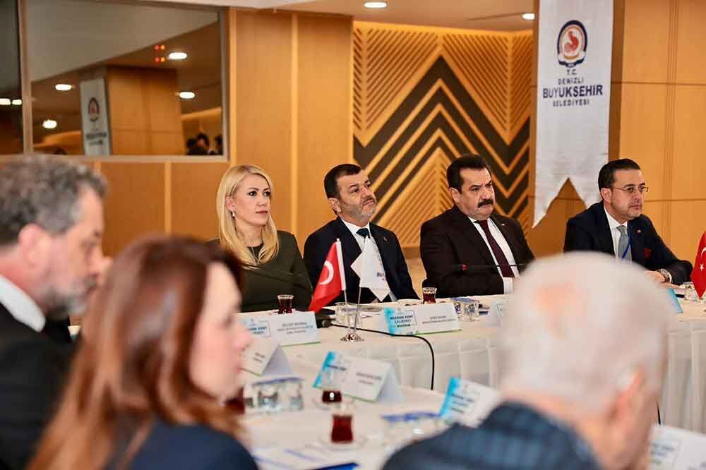 Denizli Buyuksehirden Modern Kent Calistayi 1