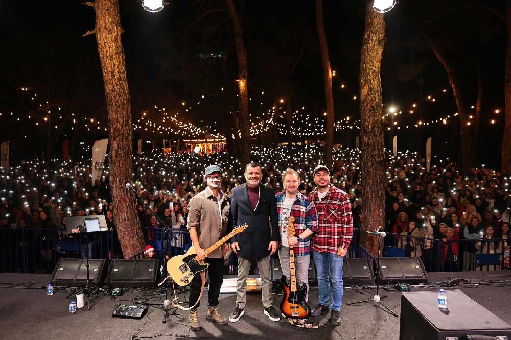 Denizli Yilbasi Festivaline Akin Ediyor 3