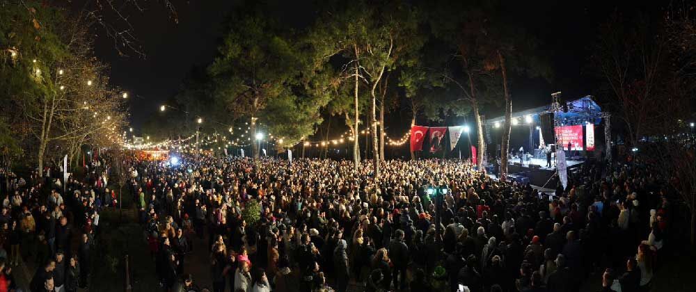 Denizli Yilbasi Festivaline Akin Ediyor 6