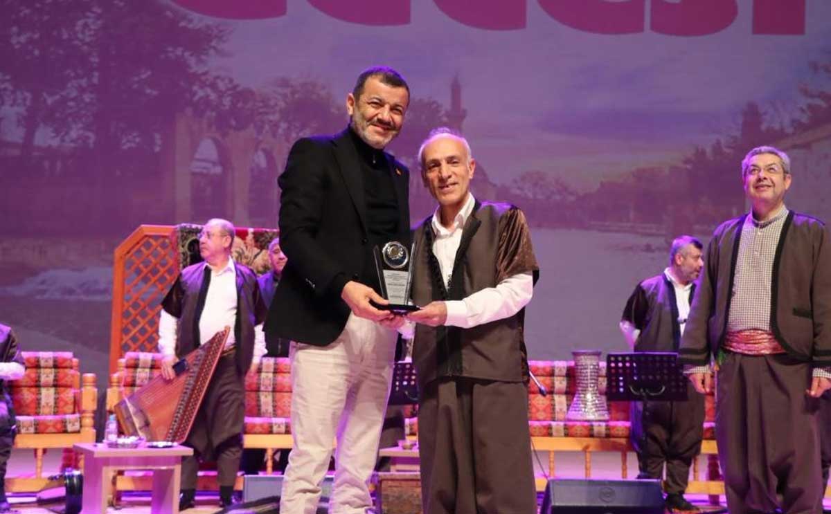 Denizlide Duzenlenen Urfa Sira Gecesi Ile Kulturler Bulustu