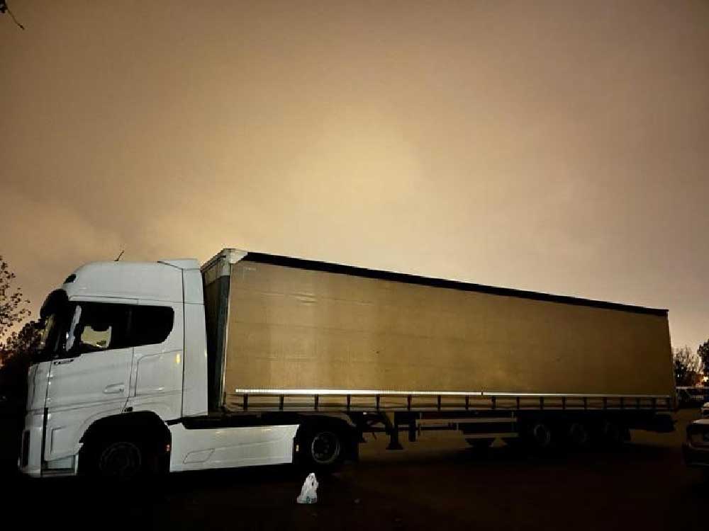 Denizlide Piyasa Degeri 3 Milyon Lira Olan Otomobil Parcasina El Konuldu 1