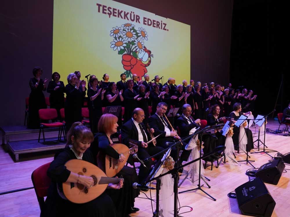 Denizlide Sanat Dolu Gece Misralar Oykuler Ve Notalar Tek Ruh Oldu1