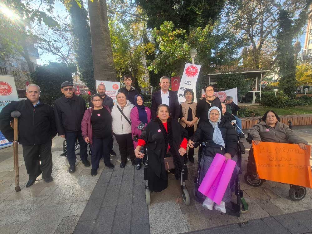Denizlili Vatandaslar Engelli Bireylerin Yasadiklari Zorluklari 1 Dakika Ozel Insan Etkinli