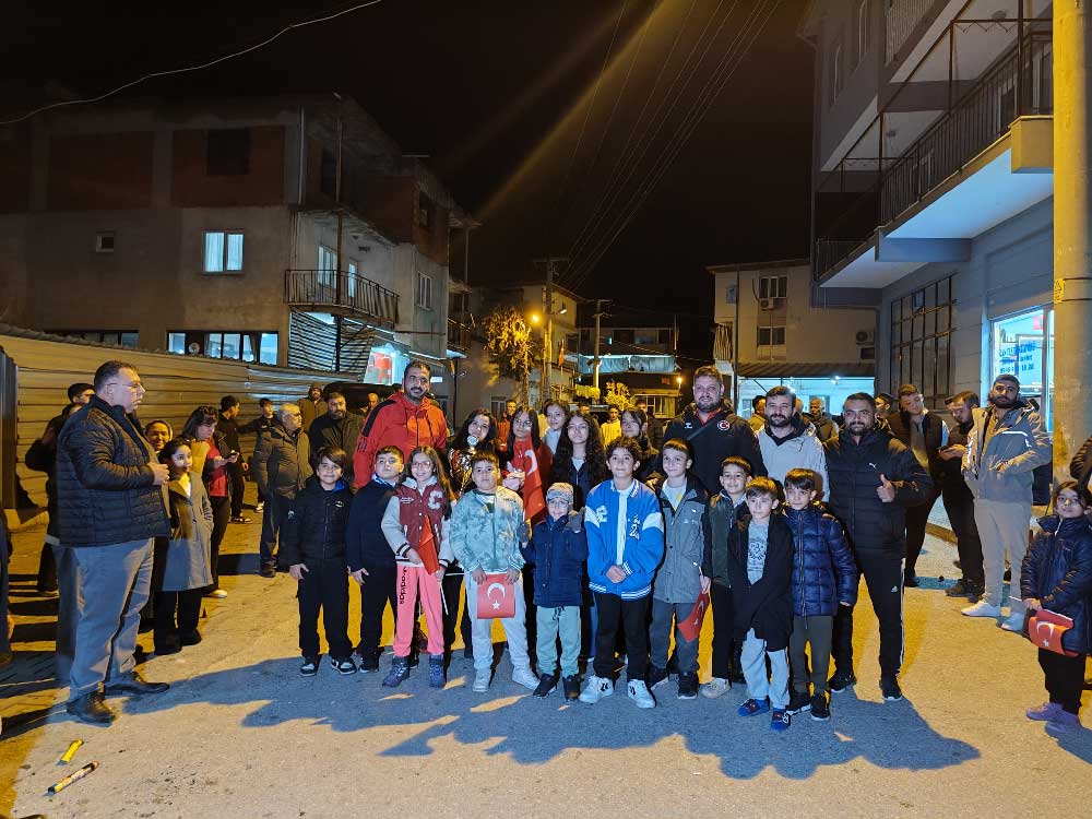 Dunya Sampiyonu Zehra Gemiye Mahalle Sakinlerinden Coskulu Karsilama 4