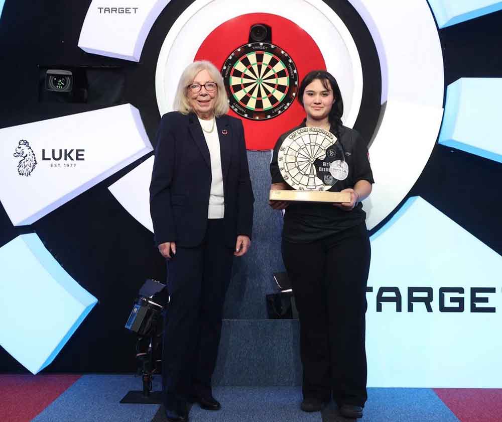 Ingilterede Firtina Gibi Esen Denizlili Zehra Dunya Sampiyonu Oldu 1