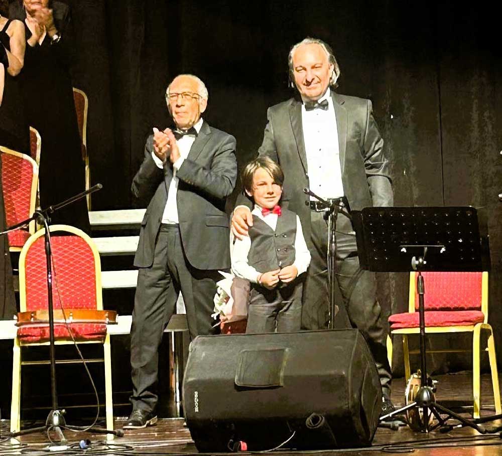 Kucuk Yetenek 10Uncu Konserine Cikti 1