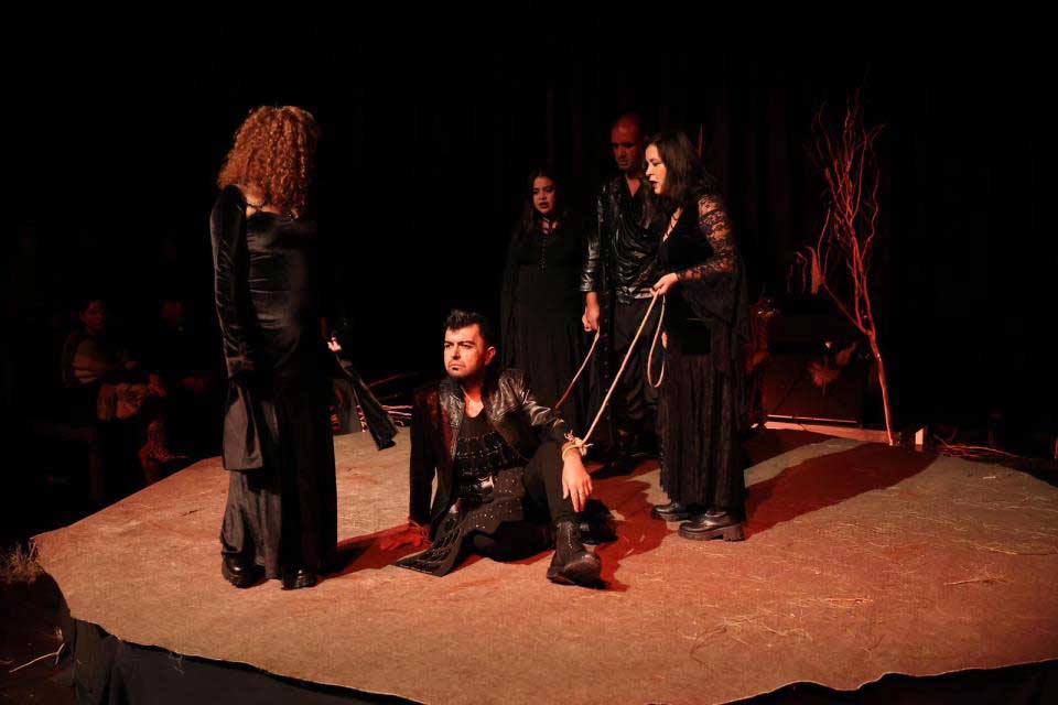 Merkezefendi Kent Tiyatrosu Aralik Oyunlari4