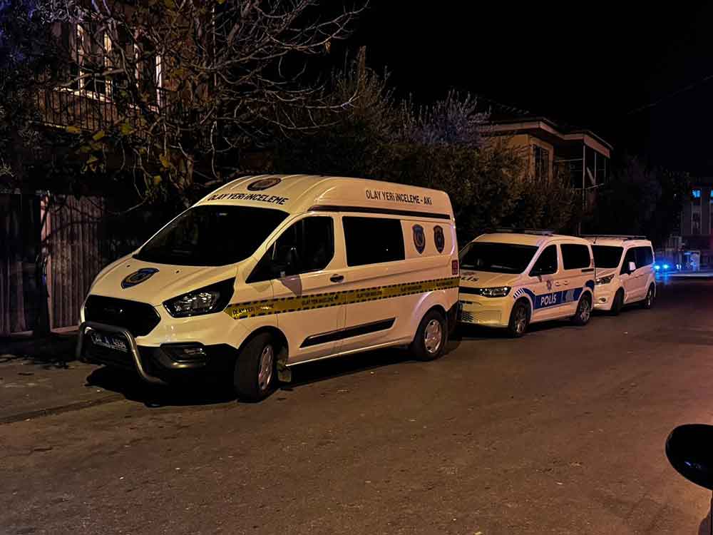 Pamukkalede Park Halindeki Minibusu Kursunlayip Kactilar 2