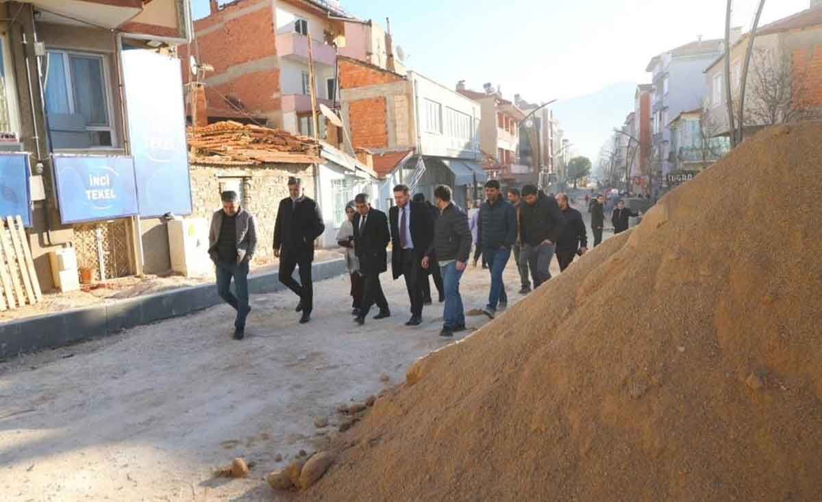 Tavas Ilce Merkezinde Ust Yapi Calismalarini Tum Hiziyla Devam Ediyor