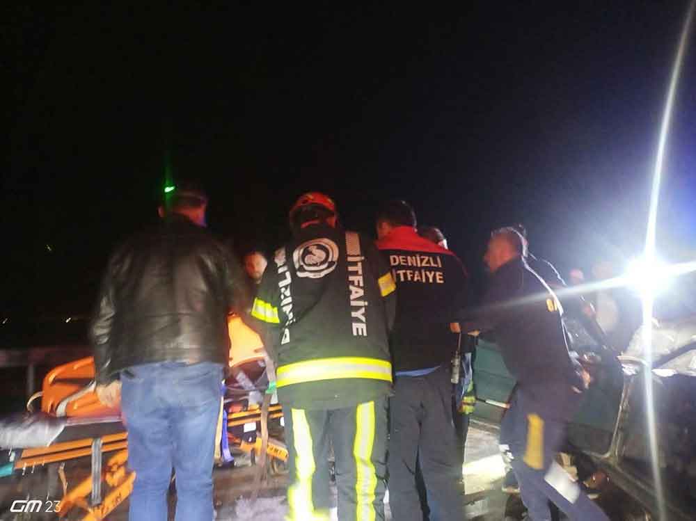 Traktor Ile Otomobilin Carpistigi Kazada 3 Kisi Yaralandi 4