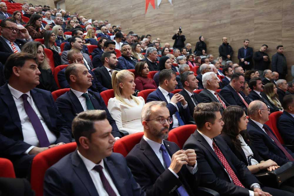 Baskan Seniz Dogana Egfden Odul