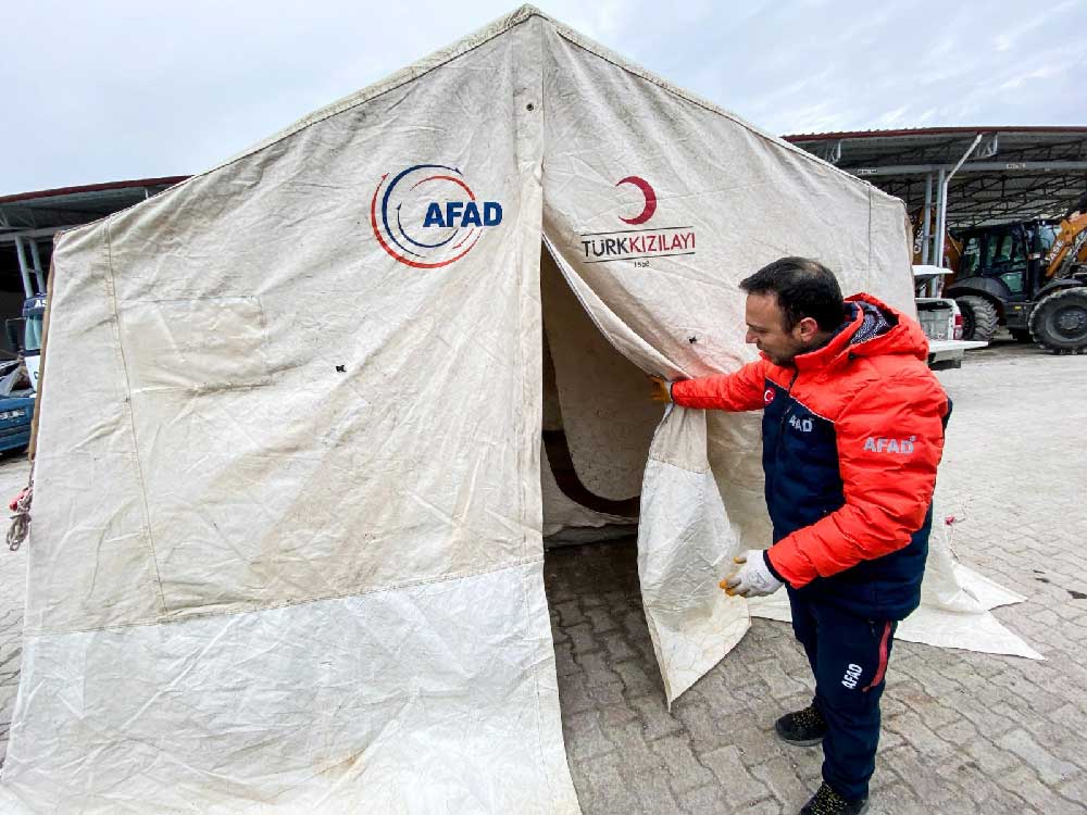 Cameli Belediyesi Yerel Destek Ekibine Afaddan Cadir Kurma Egitimi Verildi 1