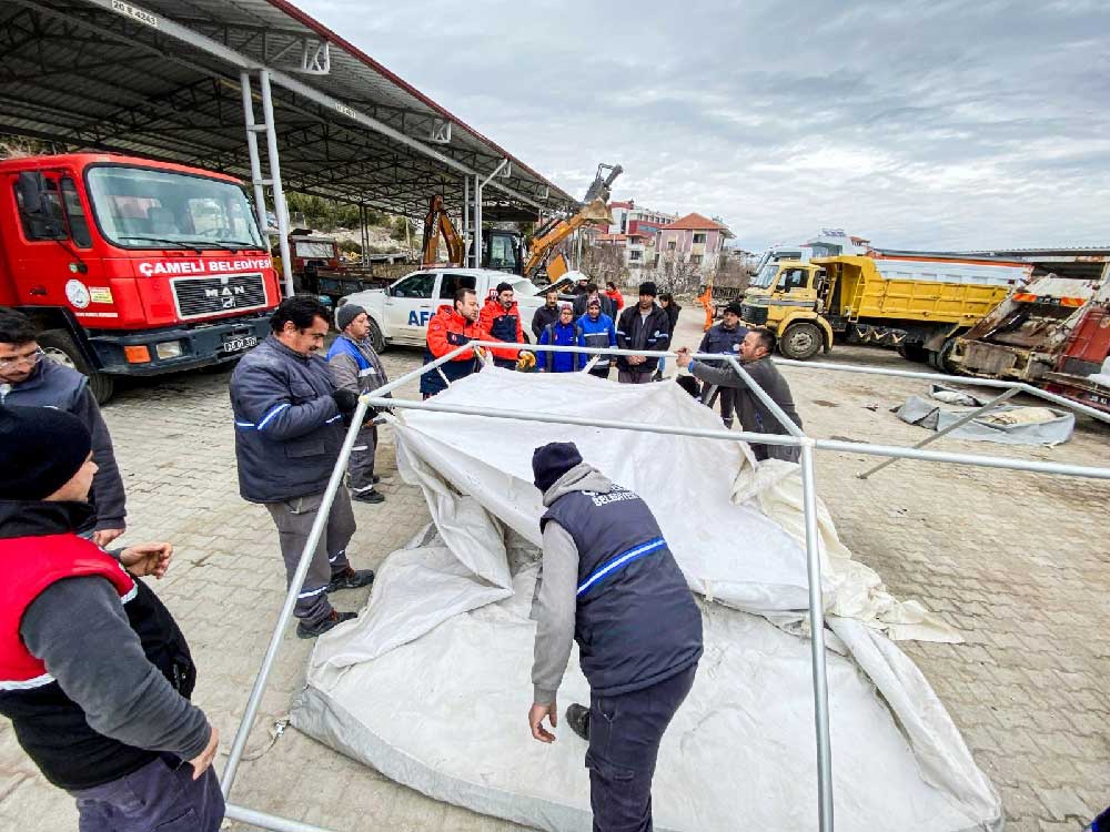 Cameli Belediyesi Yerel Destek Ekibine Afaddan Cadir Kurma Egitimi Verildi 3