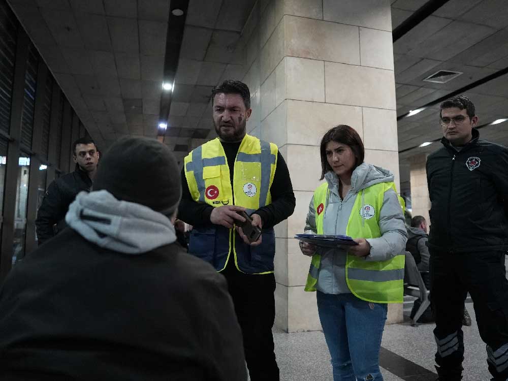 Denizli Buyuksehir Evsizlere Kucak Acti 1