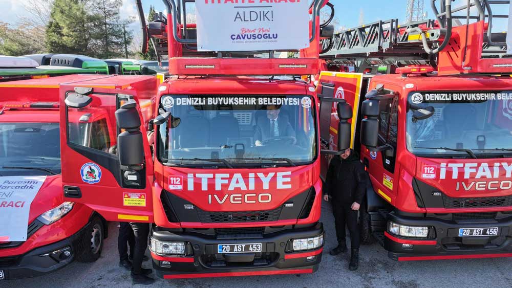 Denizli Buyuksehirden 100 Yeni Aracla Hizmet Filosunu Zenginlestirdi3