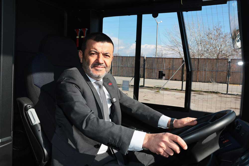 Denizli Buyuksehirden 100 Yeni Aracla Hizmet Filosunu Zenginlestirdi4
