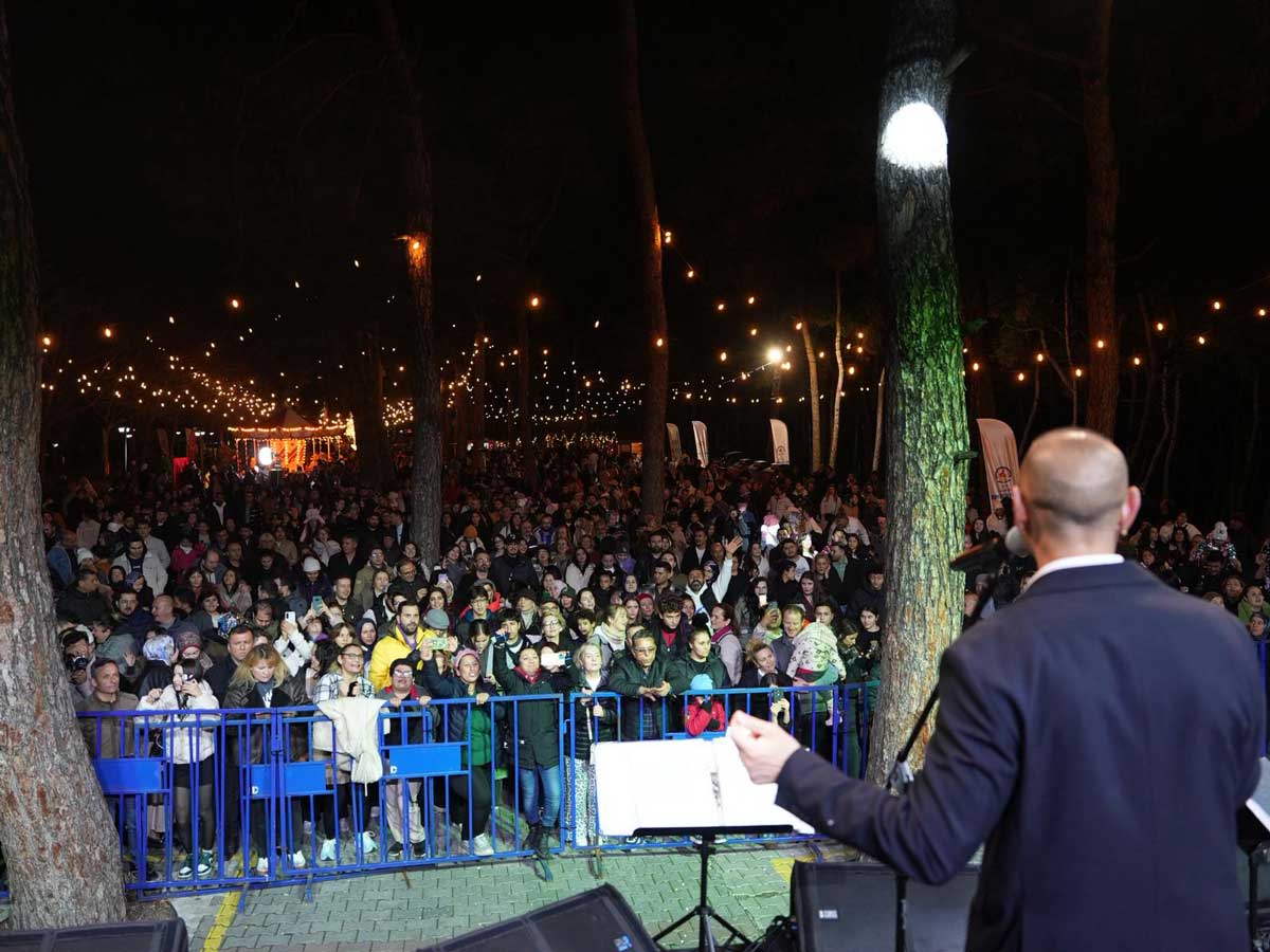 Denizli Buyuksehirin Ilk Yilbasi Festivali Renkli Etkinliklerle Final Yapti1