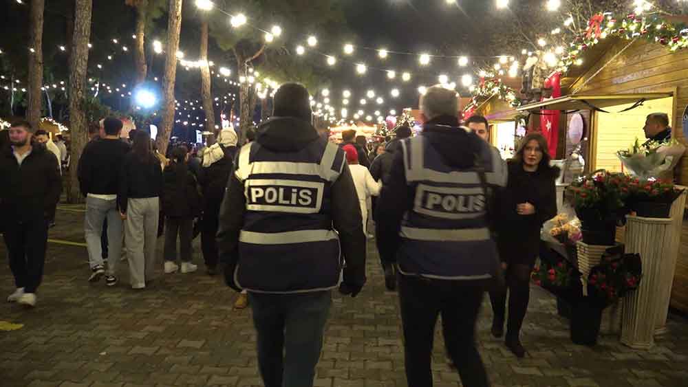 Denizli Emniyet Mudurlugu Yilbasi Gecesi 4 Bin Sahsi 3 Bin Araci Kontrol Etti 4