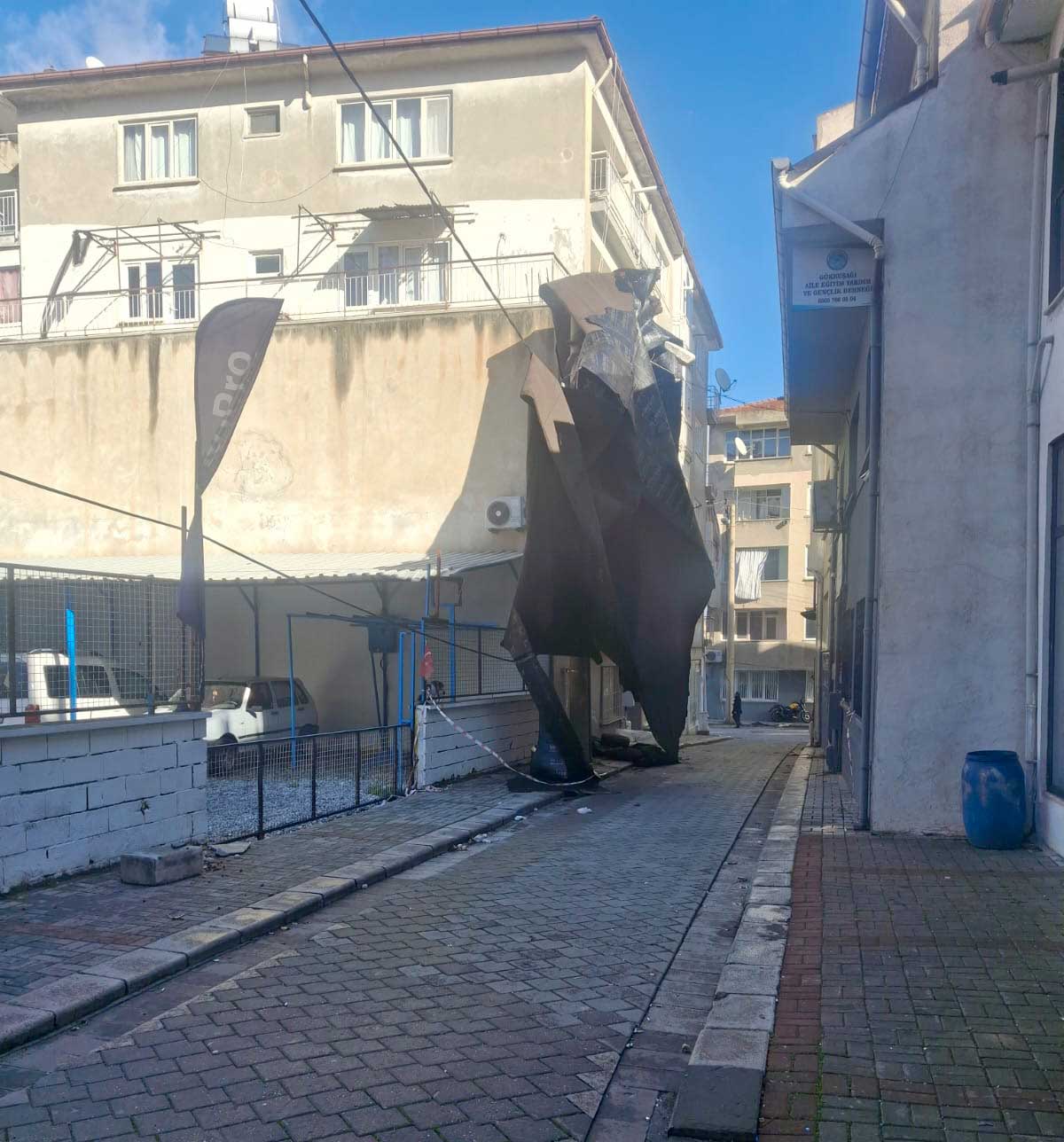 Denizli Firtina Cati 15 Mayis 790 Sokak2