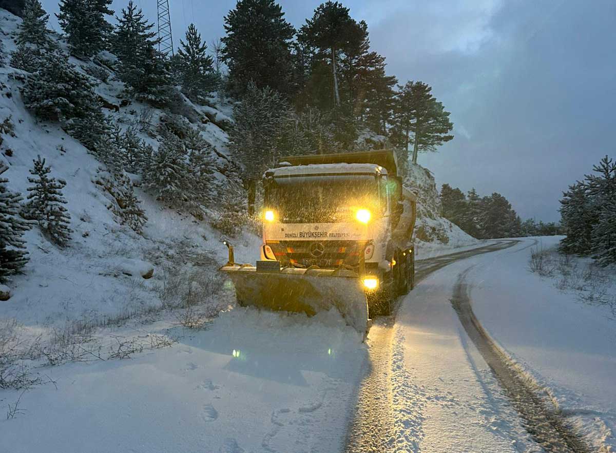 Denizli Karla Mucadele Suruyor3