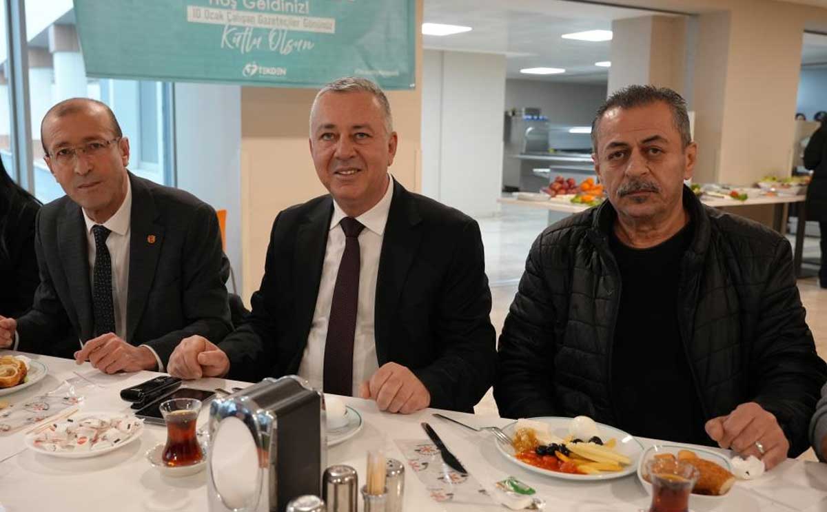 Denizli Tekden Gazetecileri Geleneksel Etkinlikte Bir Araya Getirdi 1