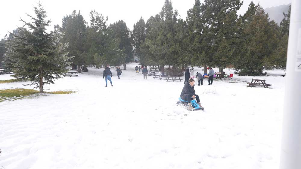 Denizlide Kis Coskusu Kayak Merkezi Ve Teleferik Doldu Tasti 1